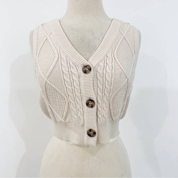Sincerely Jules knit button up vest NEW - Picture 1 of 7